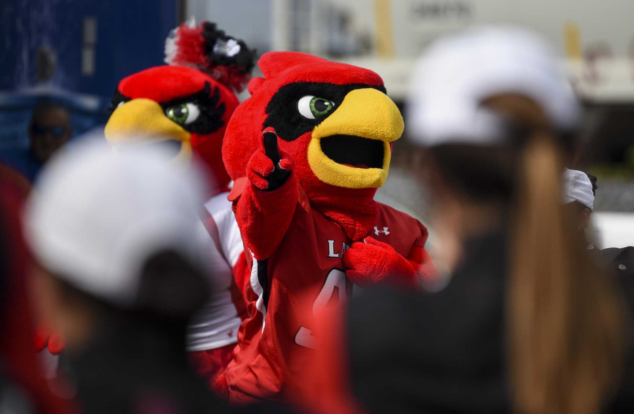 What is the Arizona Cardinals Mascot Big Red Salary?