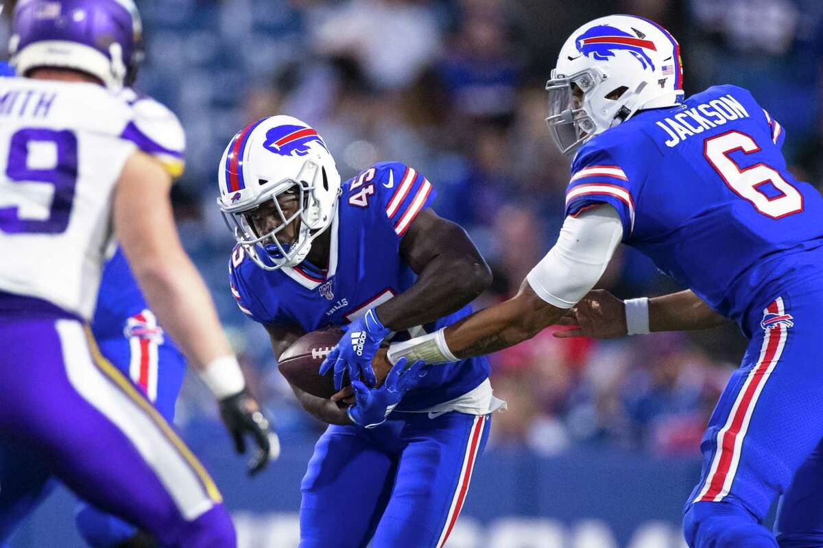 Buffalo Bills running back Marcus Murphy (22) heads for the end zone for a  touchdown during the …