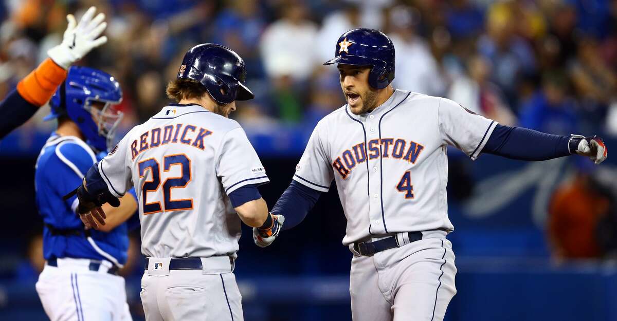 Astros' Josh Reddick leaves game after being hit by pitch