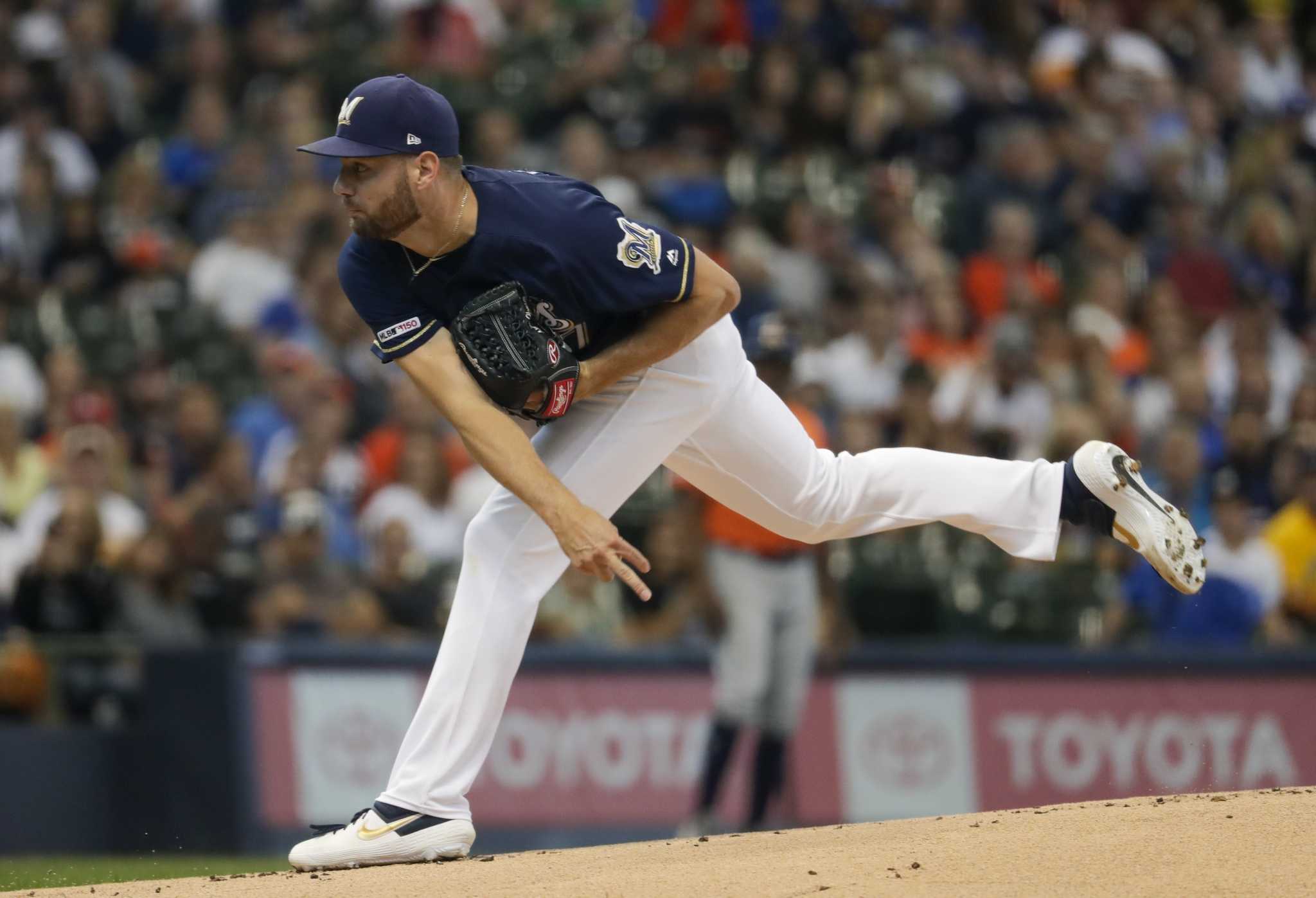 Alvarez, Bregman earn AL Monthly Awards for August