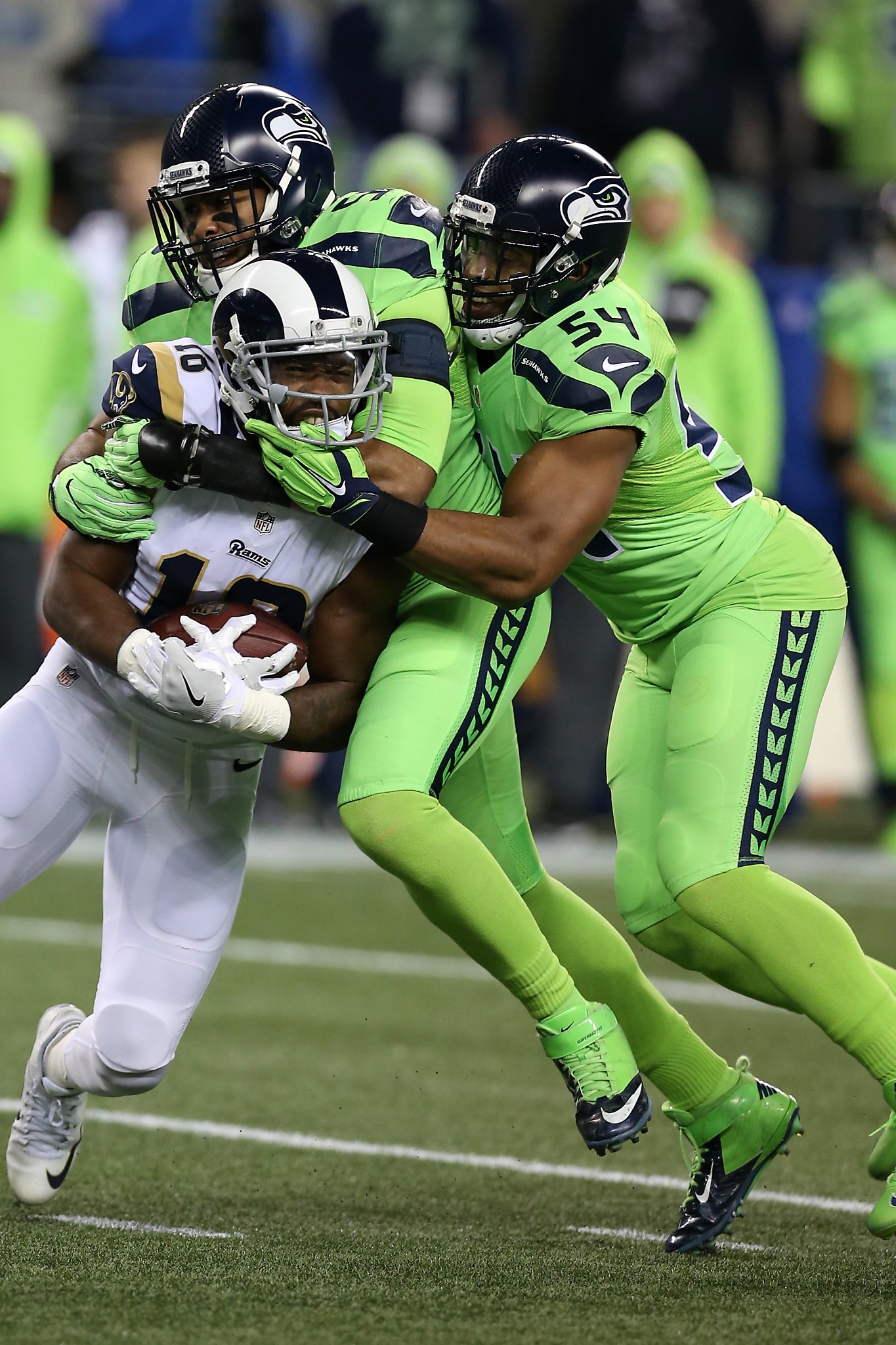 Seahawks notes: Tight end Greg Olsen, defensive tackle Bryan Mone added to  roster for Rams game