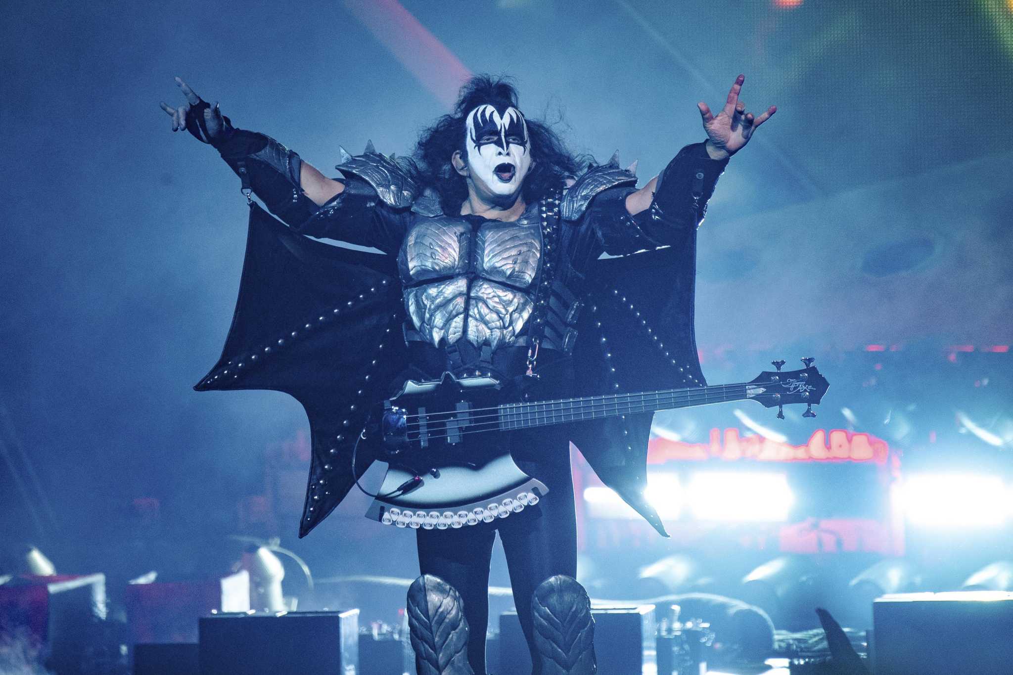 kiss houston kiss houston