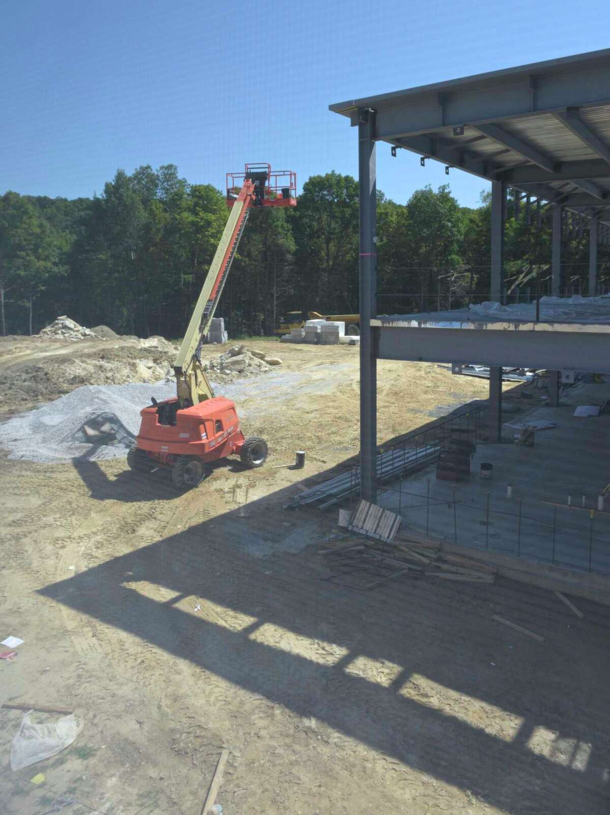 Construction continues at Bethel elementary schools, despite coronavirus