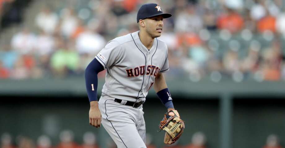 Astros' Carlos Correa continues to rehab in Houston - Houston Chronicle