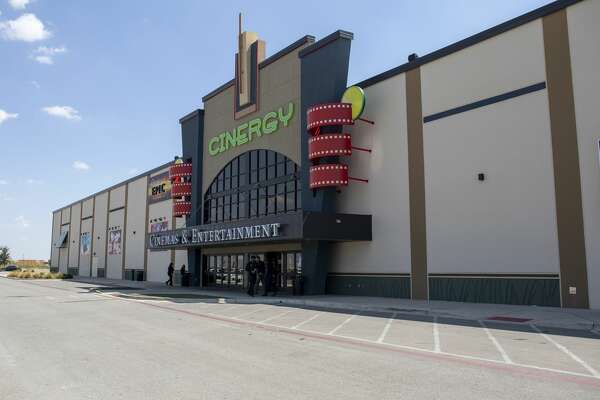 Odessa Cinergy launches drive-in movie option - HoustonChronicle.com