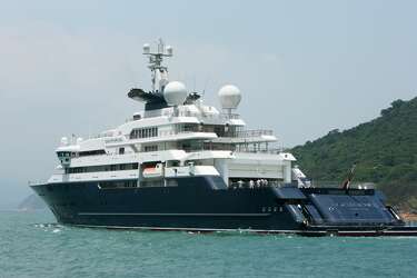 Paul Allen S 414 Foot Yacht Home To A List Parties Is
