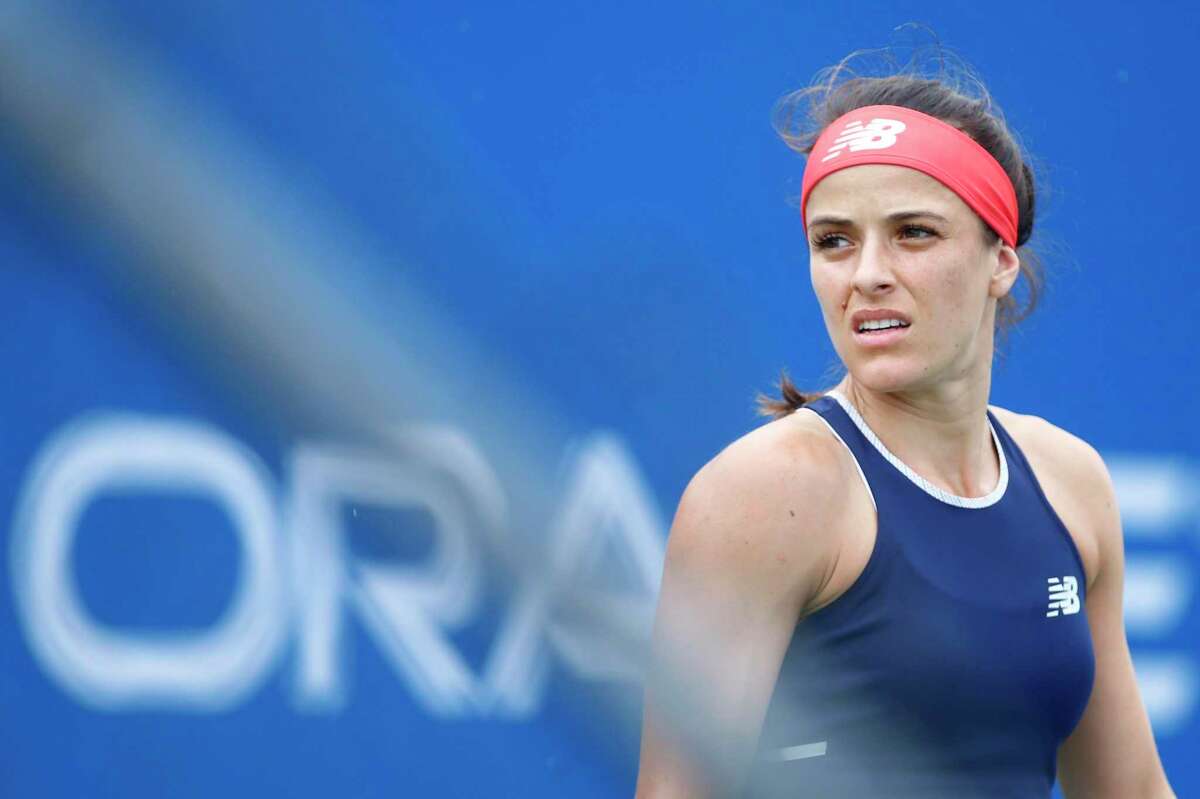 Nicole Gibbs advanced with a victory at the Oracle Challenger Series in New Haven Wednesday.