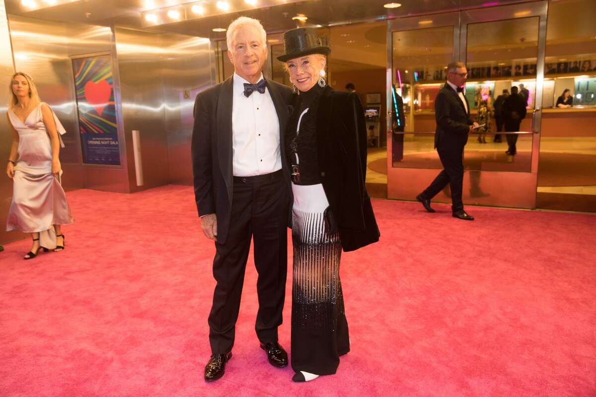 San Francisco society turns out for symphony gala