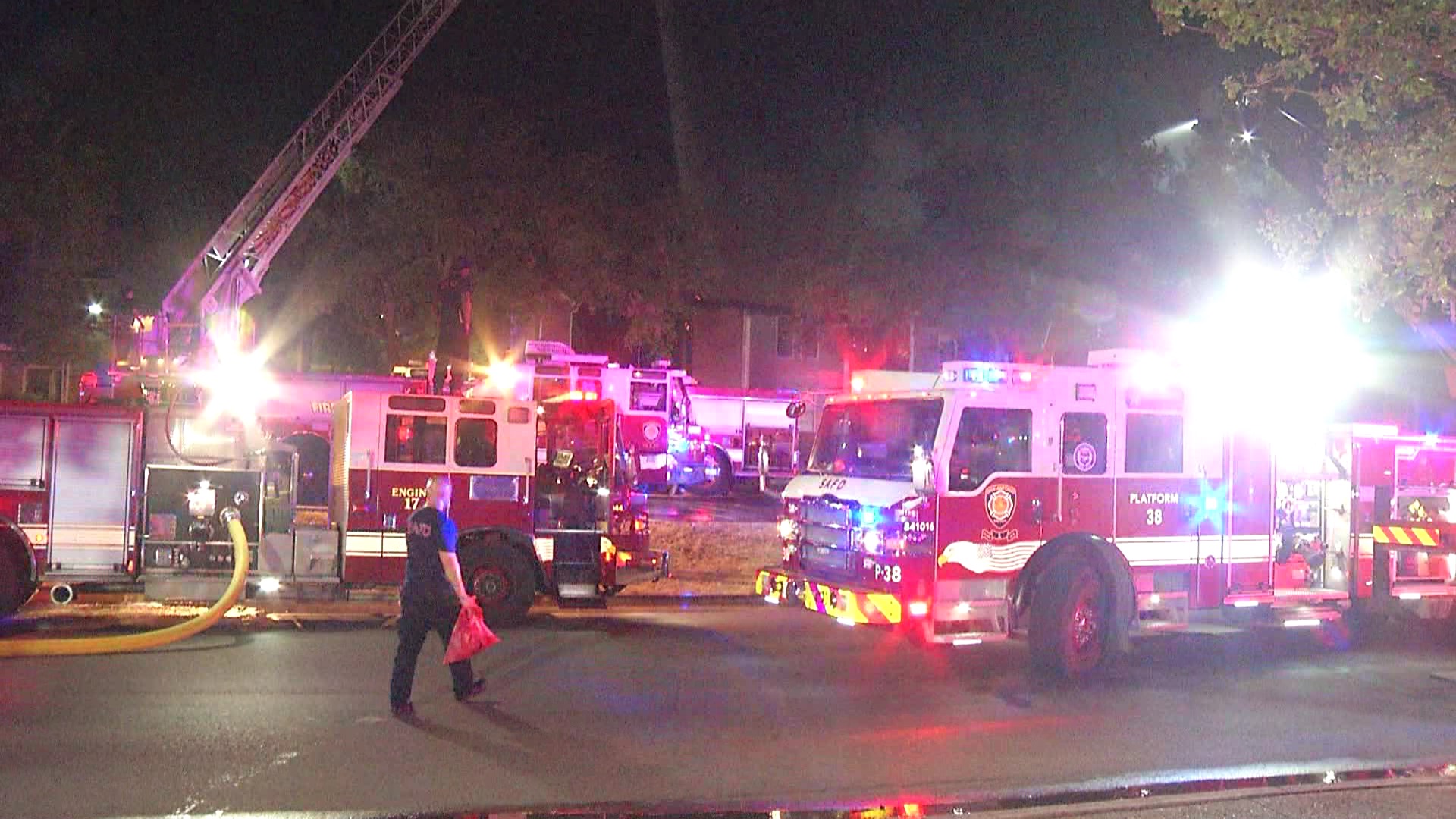 3-alarm fire displaces residents at Northeast Side apartment complex
