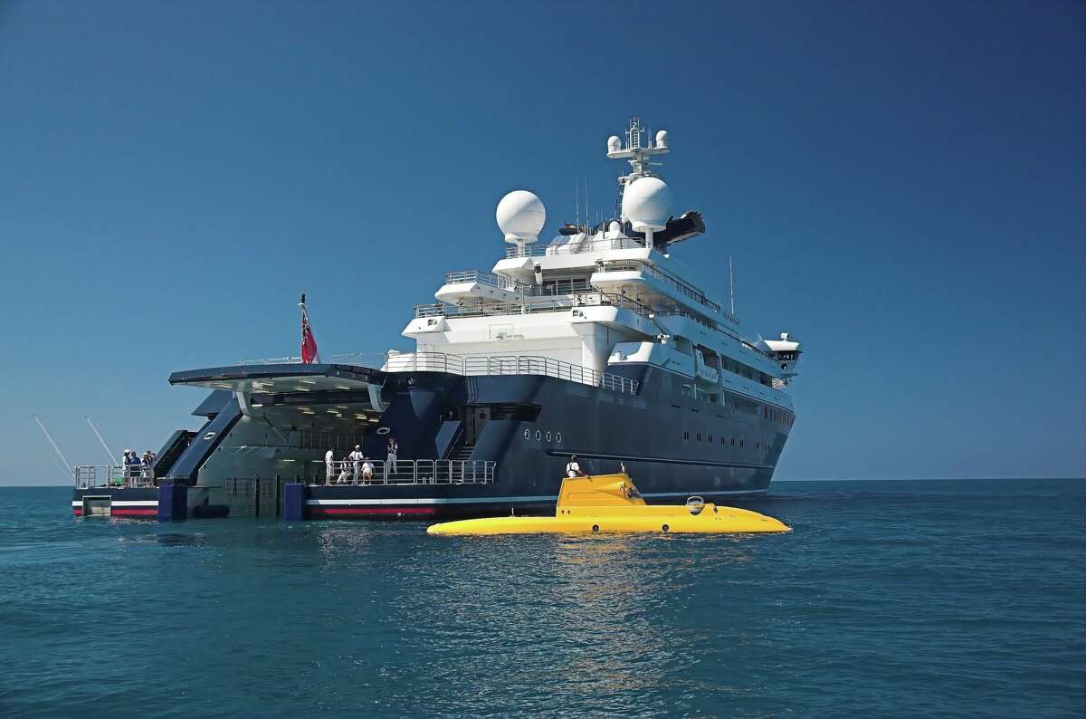 paul allen yacht submarine