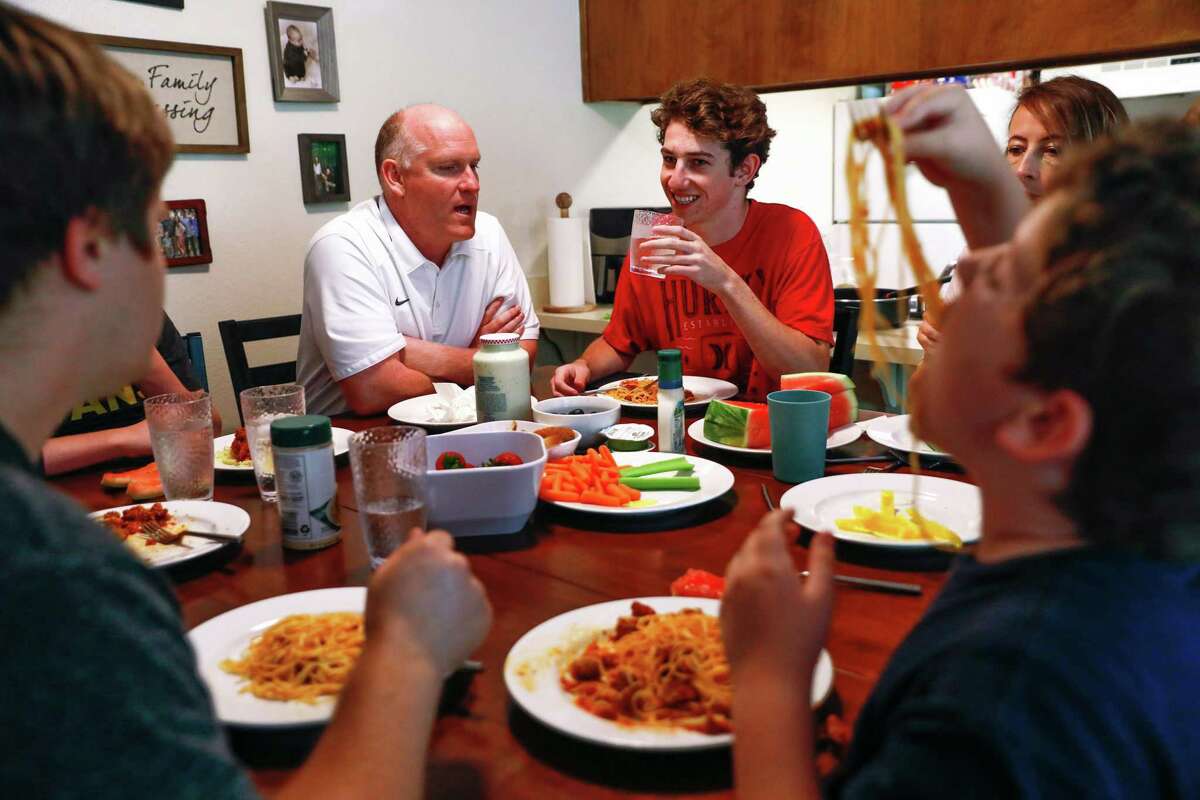 Family dinners will be celebrated this fall and winter in Ridgefield.
