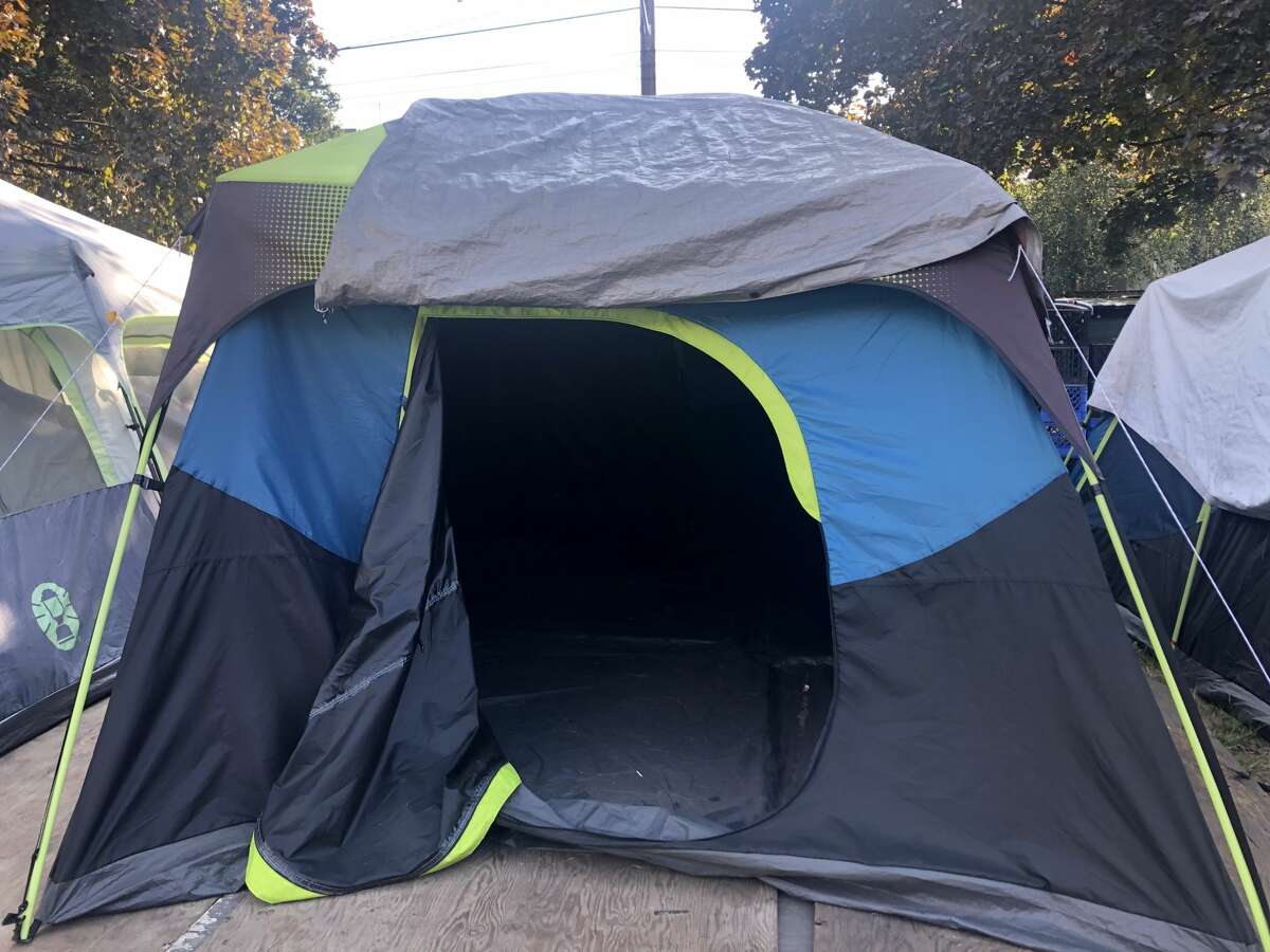 After just weeks, Seattle homeless camp prepares for another move