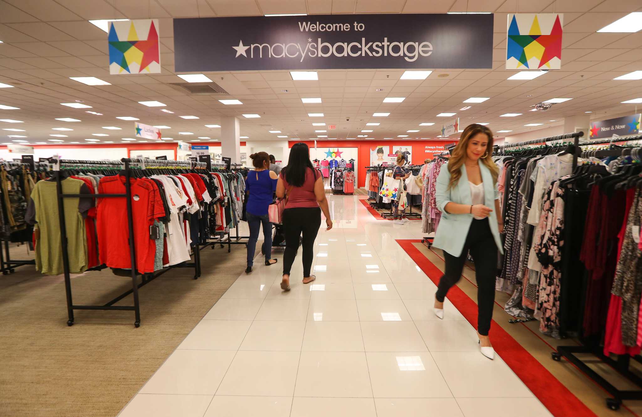 Macy’s to hire 3,000 seasonal holiday workers in Texas
