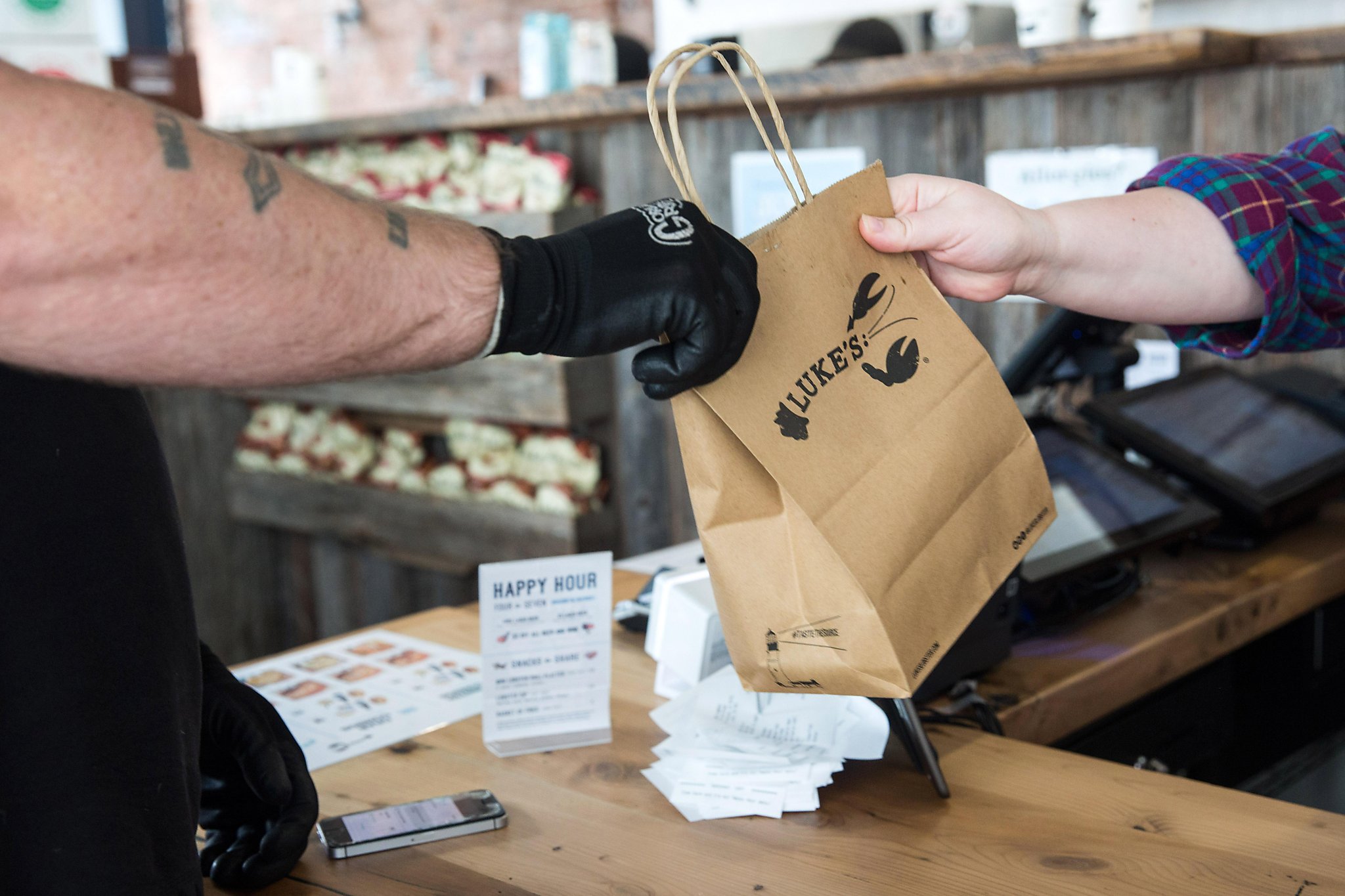 gig-workers-deliver-peanuts-to-doordash-instacart-and-postmates-as