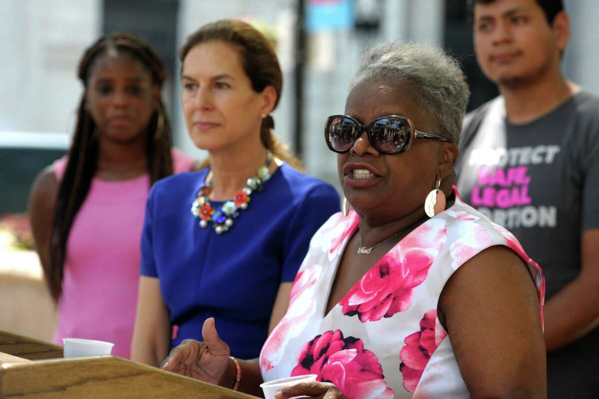 State Sen. Marilyn Moore speaks at the weekly farmer’s market at McLevy Green, in Bridgeport Aug. 22. Moore and Lt. Governor Susan Bysiewicz met with the public and spoke about the gender pay gap in observance of Black Women’s Equal Pay Day. Moore is a Democratic candidate for mayor of Bridgeport.