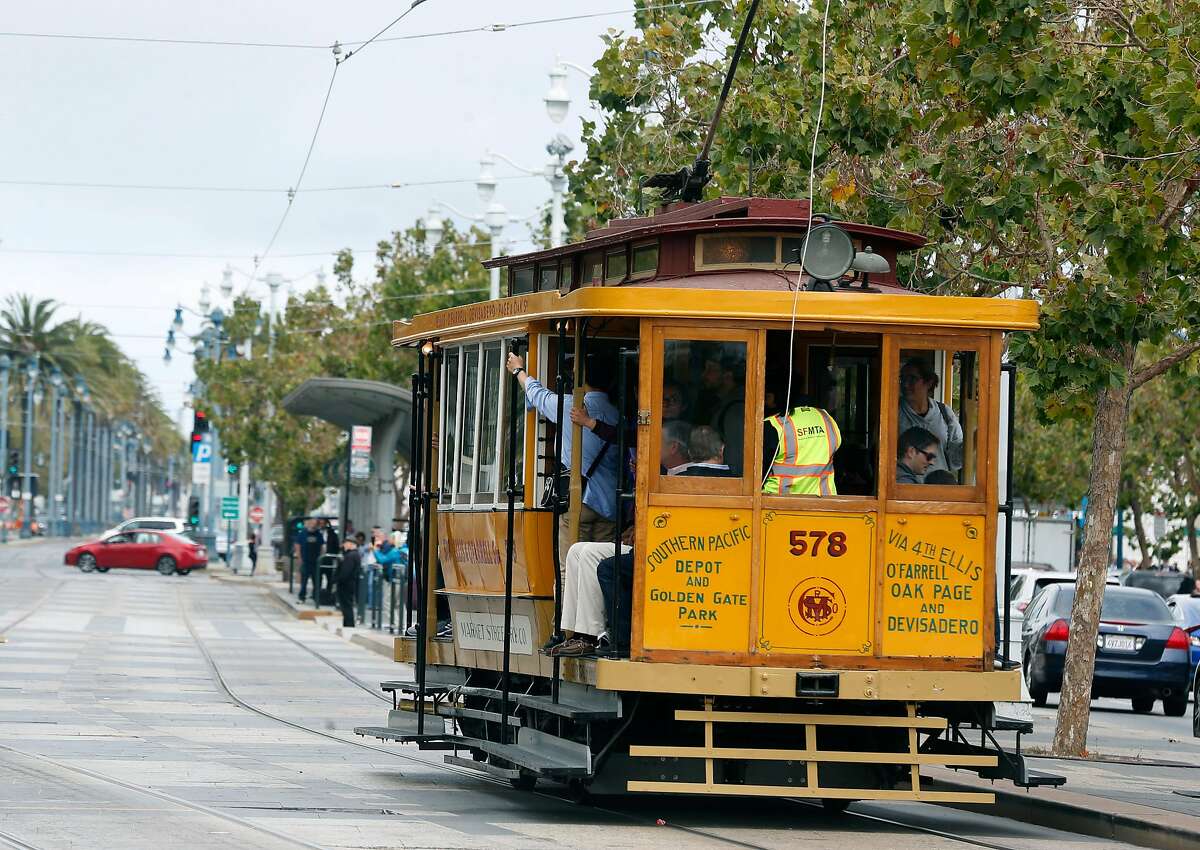 Muni rolls out vintage buses and streetcars for transit heritage festival