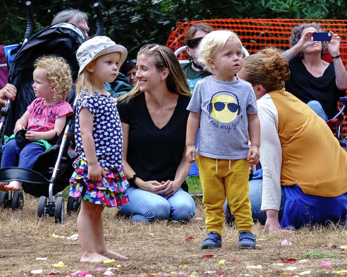 The Connecticut Folk Festival & Green Expo is a one-day celebration held annually at Edgerton Park in New Haven.