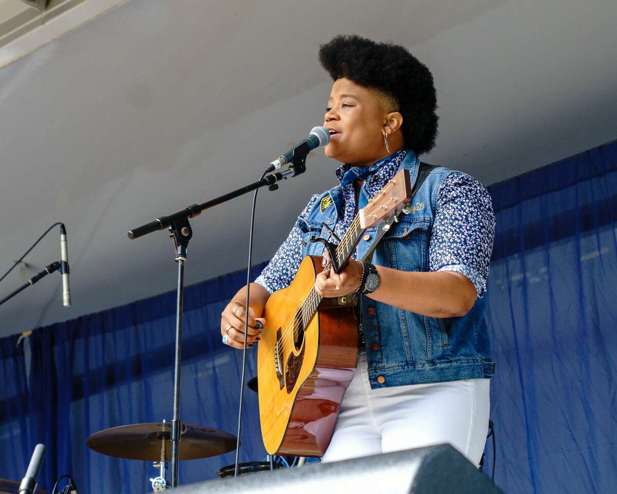 Amythyst Kiah performing at CT Folk Fest 2019.