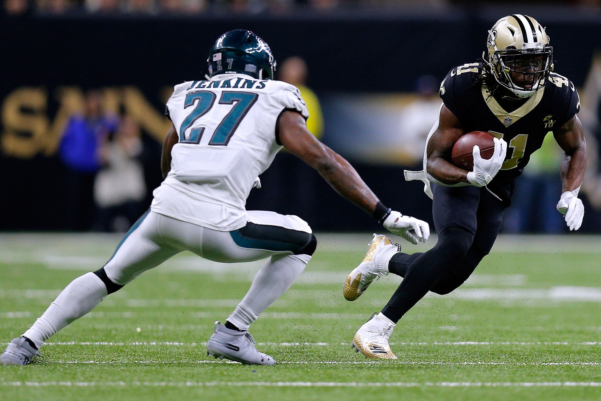 This Eagles-Saints Trade Would Send Alvin Kamara To Philly