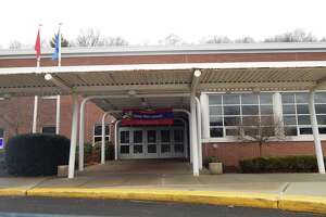 Cider Mill in Wilton reopens but COVID numbers remain high - Photo