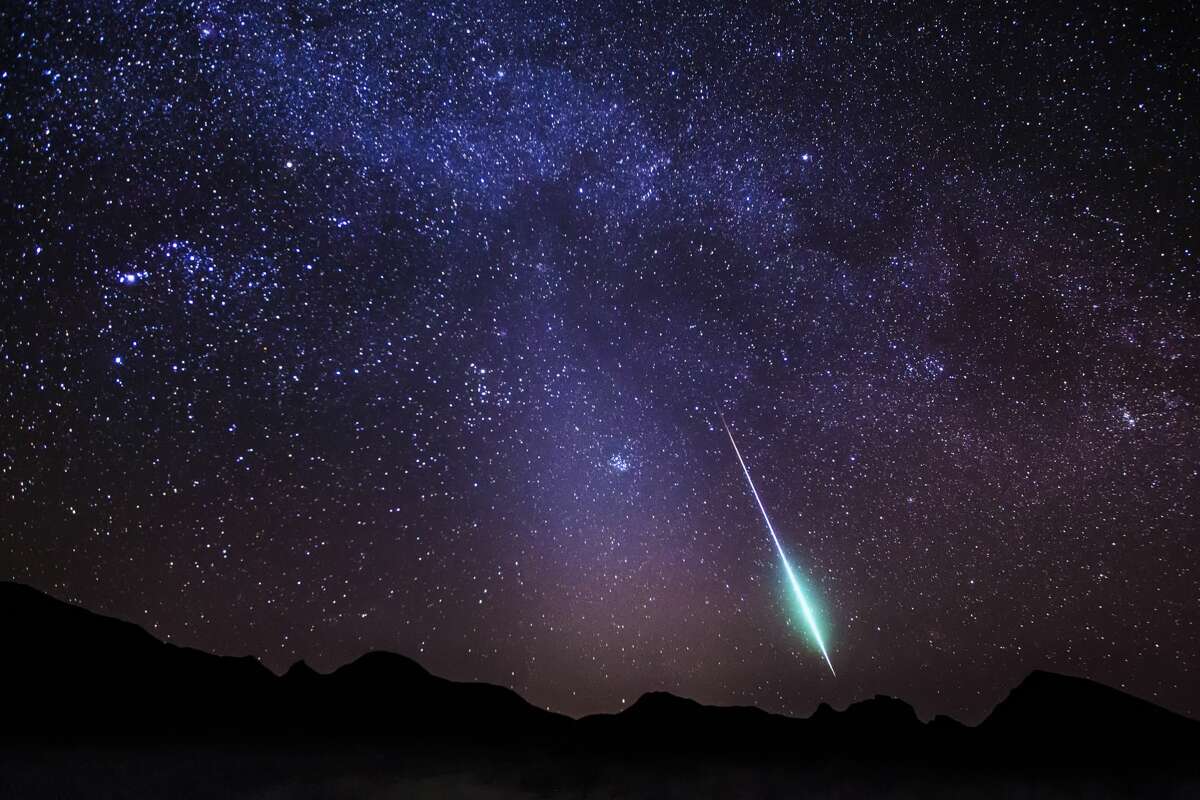 Photographer captures Texas night sky like you've never seen before