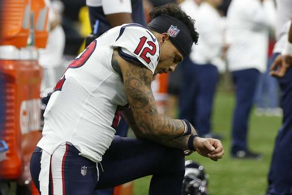 Texans Wr Kenny Stills Kneels For National Anthem