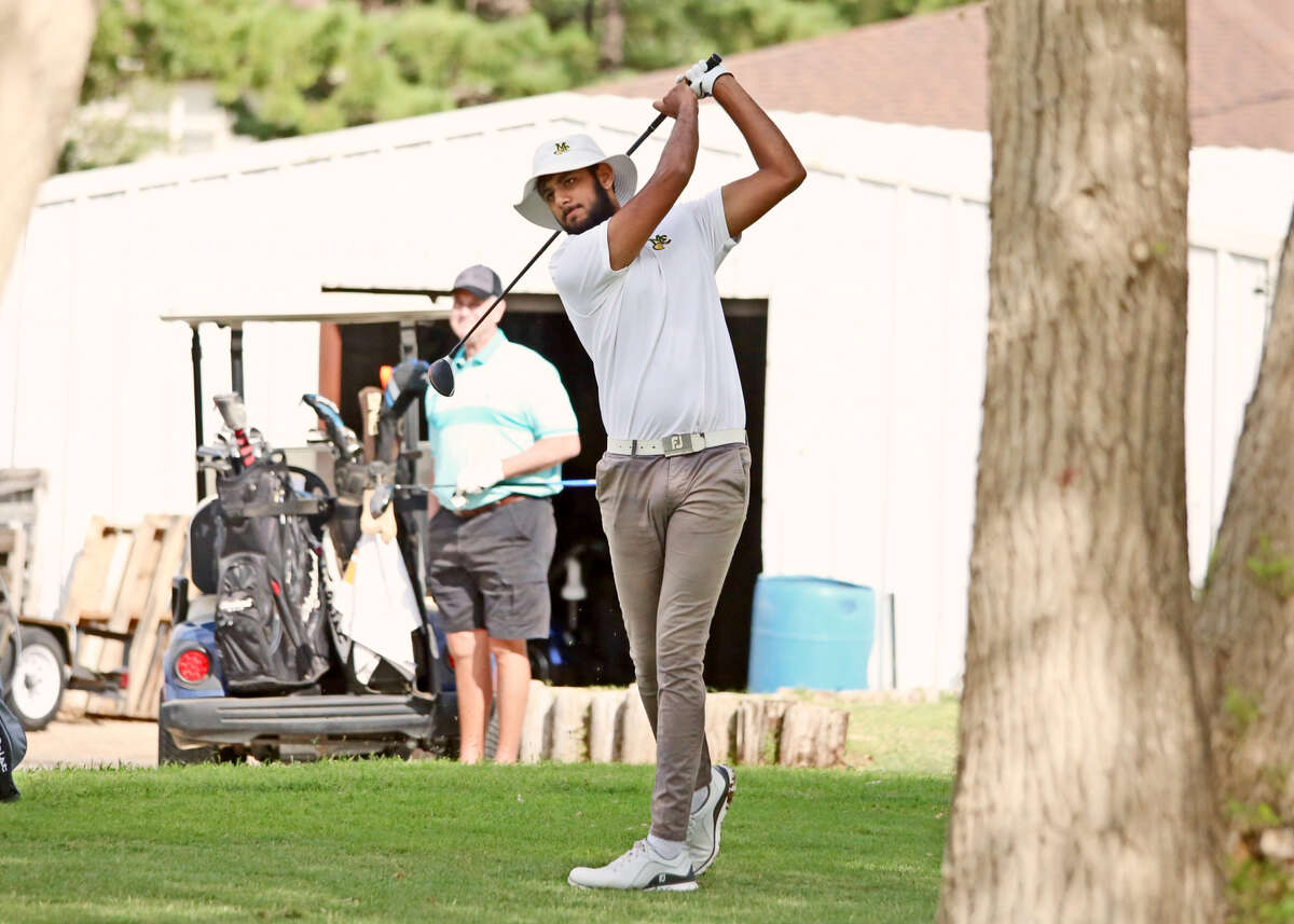 JC GOLF Chaps Win First Tourney Of Fall In Andrews