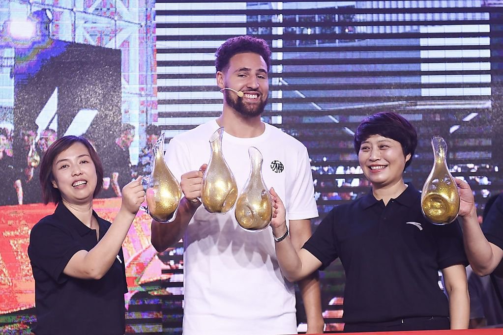 klay thompson chinese shoe deal