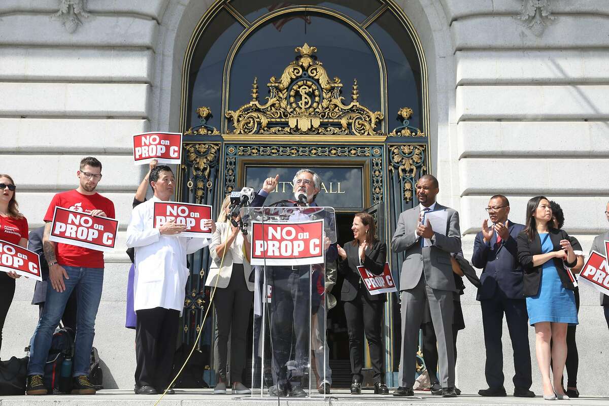 SF supervisor Aaron Peskin speaks at SF Kids vs Big Tobacco, the campaign coalition opposing Proposition C, as they kick-off an event outside City Hall on Wednesday, Sept. 4, 2019 in San Francisco, Calif.