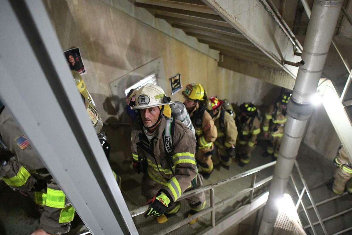 San Antonio, area first responders climb Tower of the Americas to honor