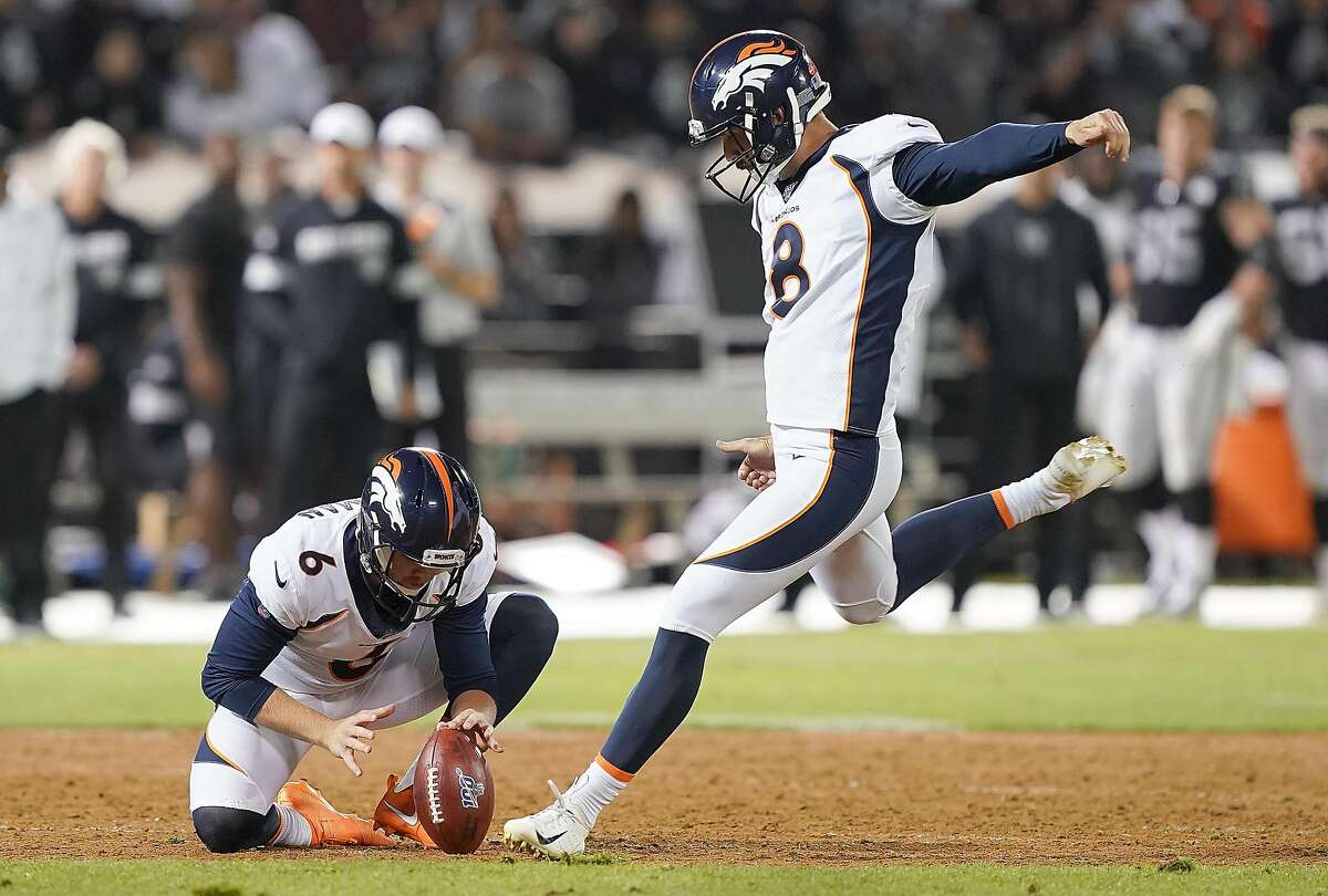 Photos: Last Oakland Raiders game played on dirt