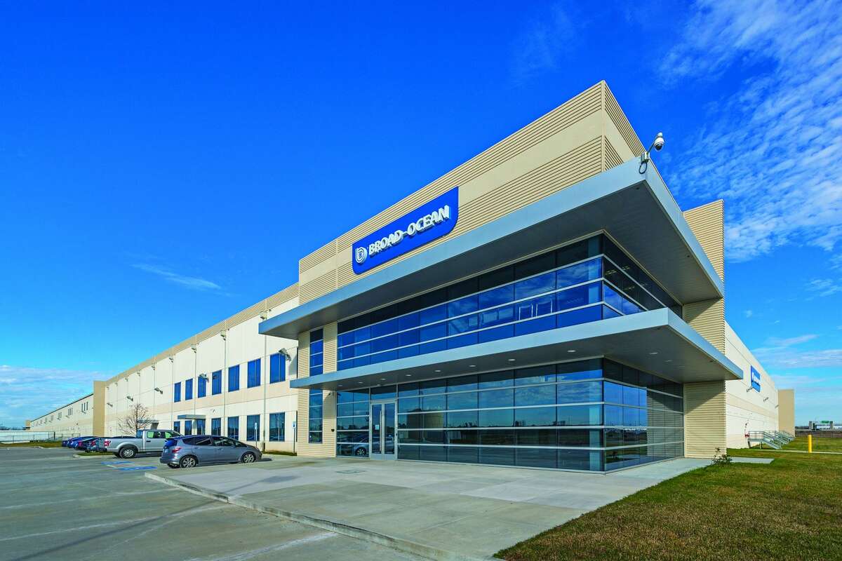 Sealy & Co. buys large distribution warehouse in NW Houston Houston