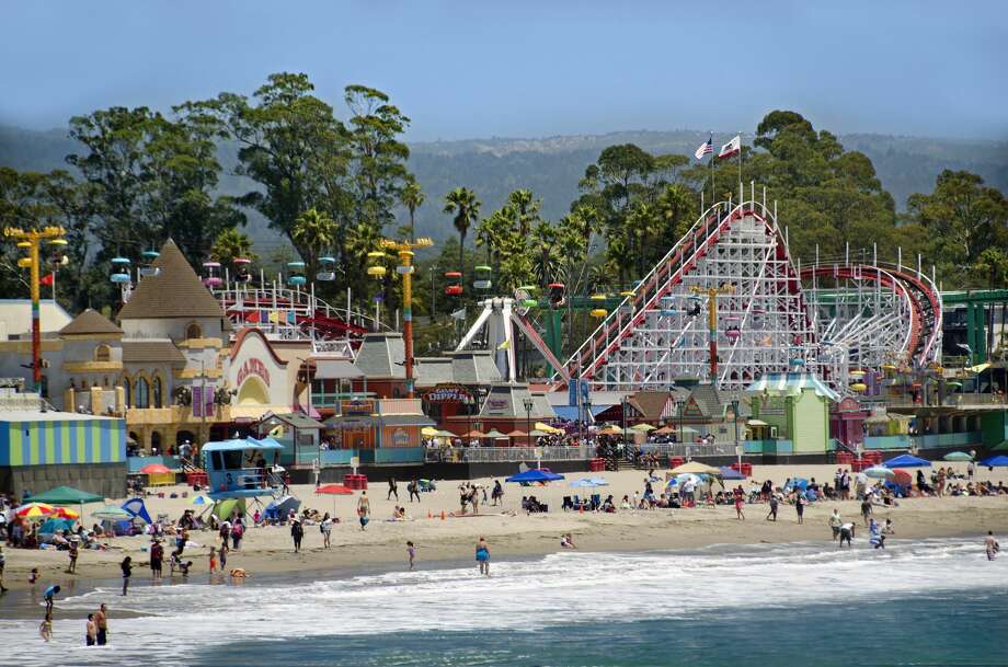 Overnight Curfew Set For Por Santa Cruz Beach Sfgate Santa Cruz Beach