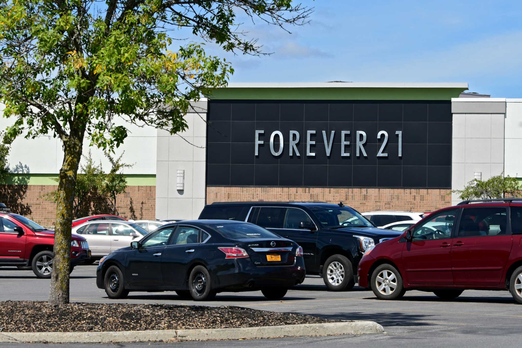 FOREVER 21 - CLOSED - 36 Photos & 16 Reviews - 1 Crossgates Mall