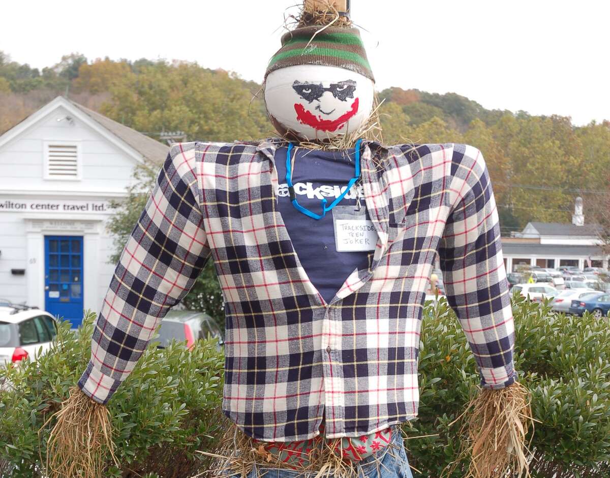 The Scarecrow Fest and scavenger hunt return to Wilton, just in time for Halloween.