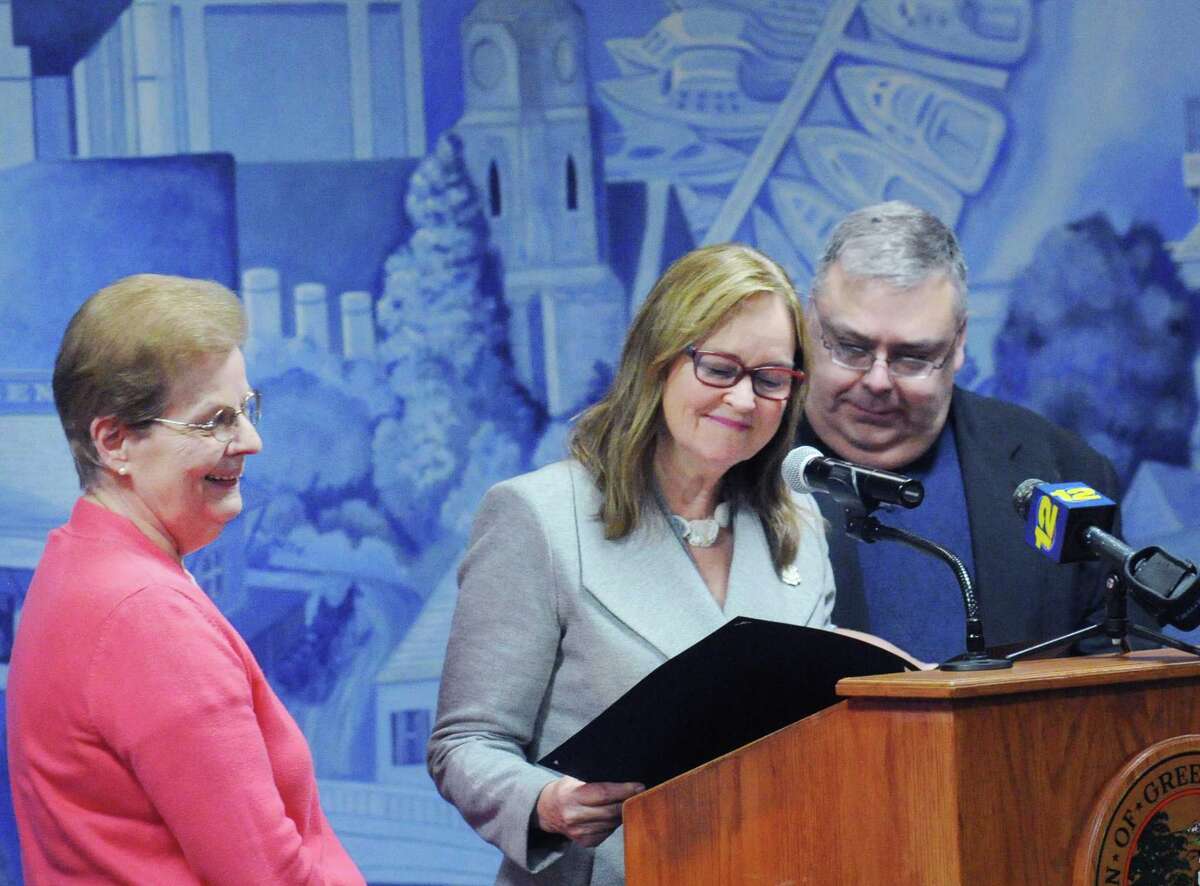 Greenwich registrars create ‘Turnout Trophy’ to get out the vote