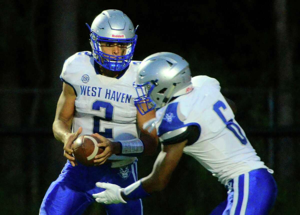 No. 6 Shelton rallies to defeat West Haven after QB Rentas goes down No. 6 Shelton rallies to defeat West Haven after QB Rentas goes down