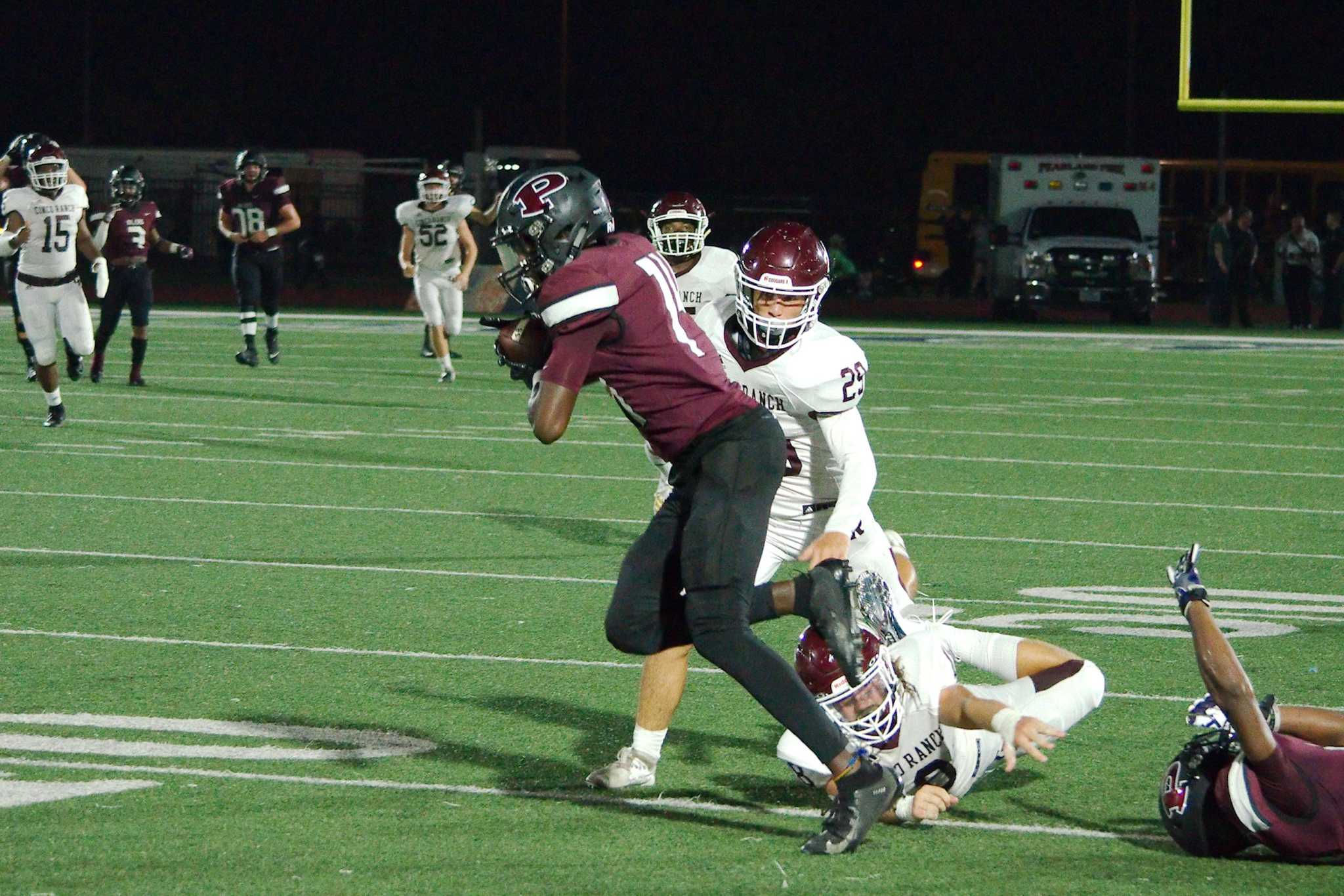 Football Pearland Cruises To 45 0 Win Over Cinco Ranch 