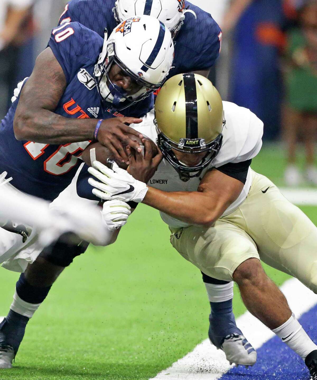 Lowell Narcisse rams the ball in for a touchdown in the second half for the Roadrunners as UTSA hosts Army at the Alamodome on Sept. 14, 2019.