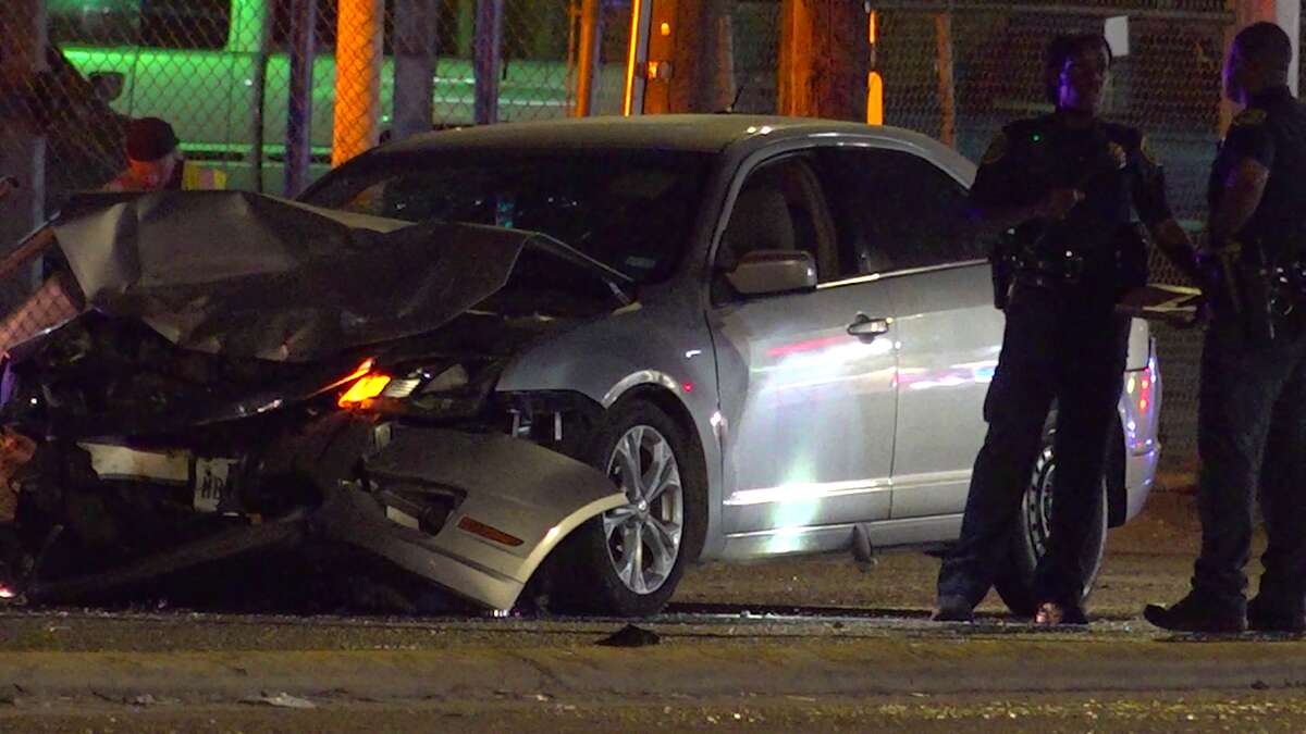 Child thrown from car during hit-and-run in SE Houston