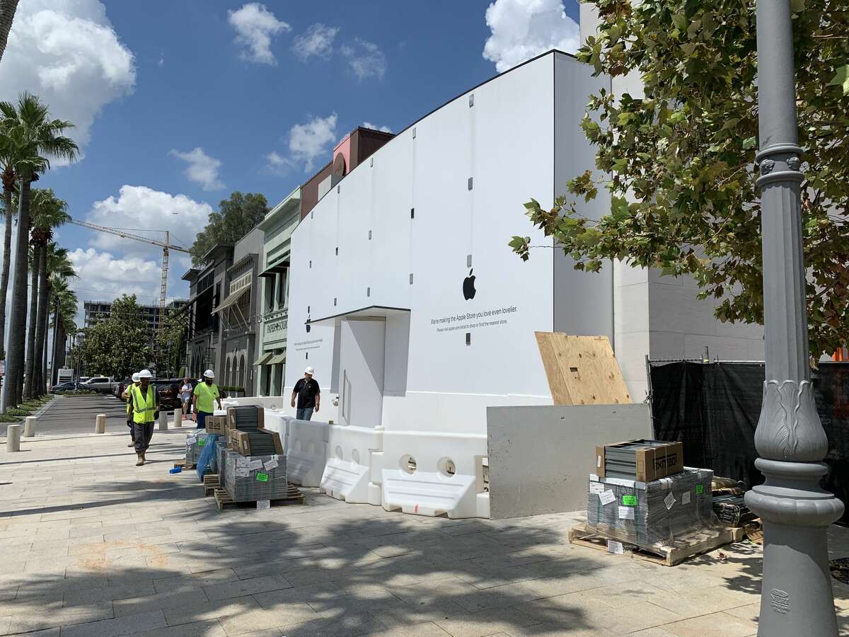 Highland Village Apple Store reopening on the day iPhone 11 goes on sale