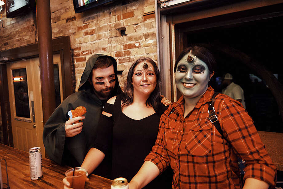 San Antonio alien fans came dressed to impress their extraterrestrial friends at the Storm Area 51 Practice Pub Run event Saturday, September 14, 2019. Photo: Chavis Barron