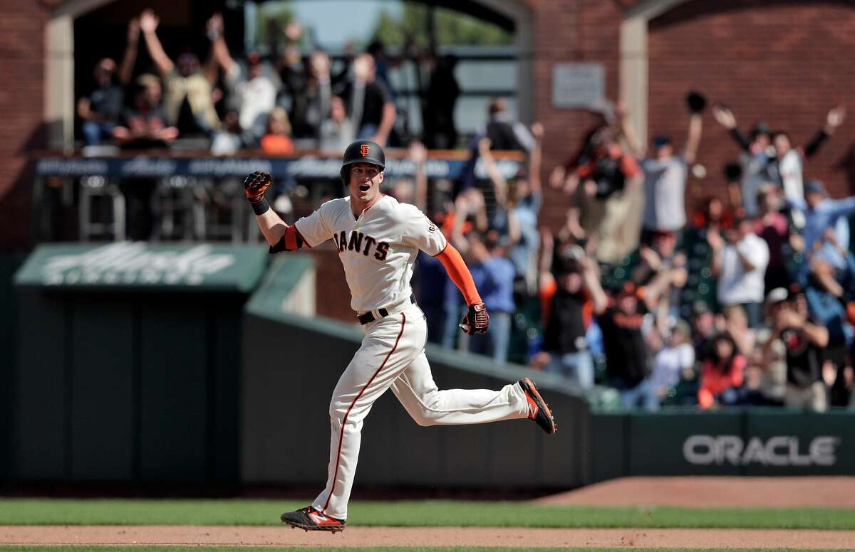 Mike Yastrzemski to play all three of Giants' games at Fenway Park