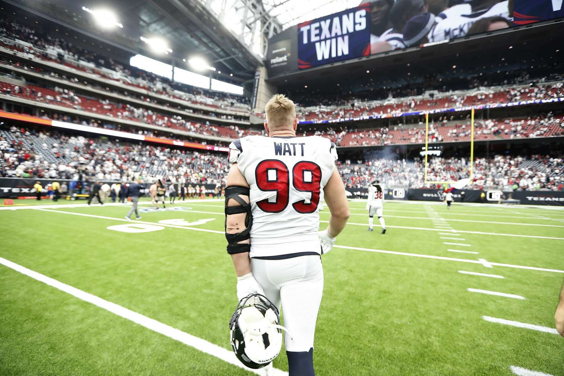 Texans' Deshaun Watson, J.J. Watt: NRG Stadium 'weird' with no fans