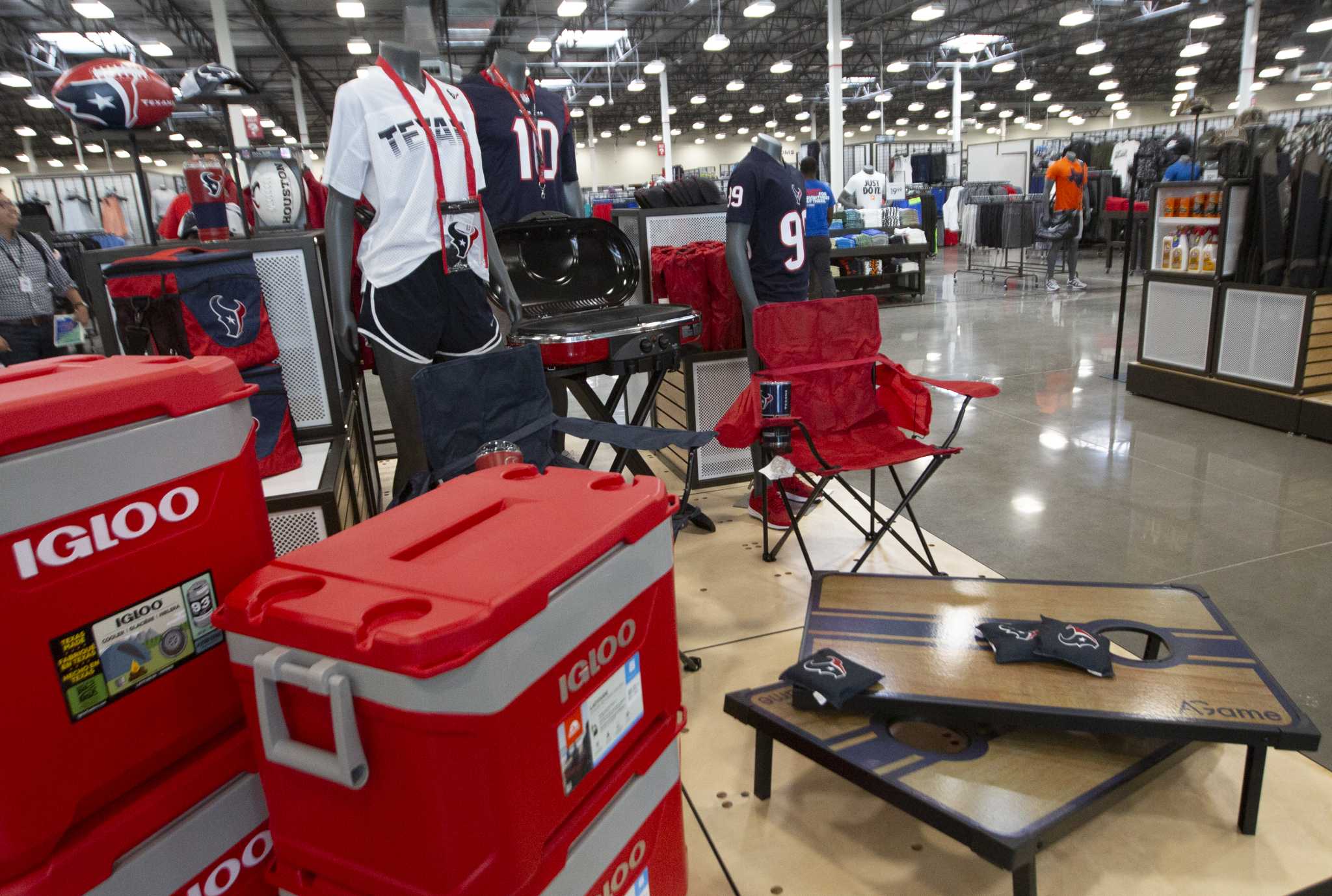 Academy Sports + Outdoors Store in Dallas, TX