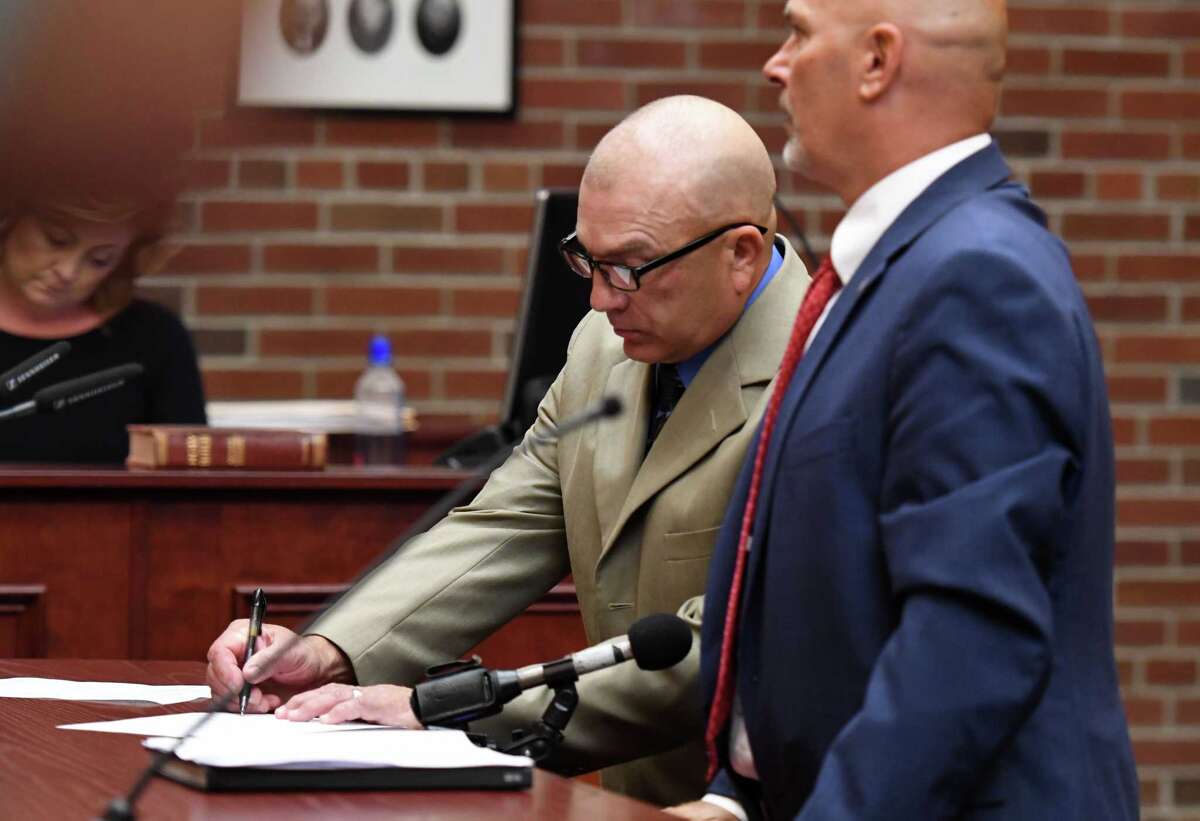 Cohoes man admits killing couple in car crash