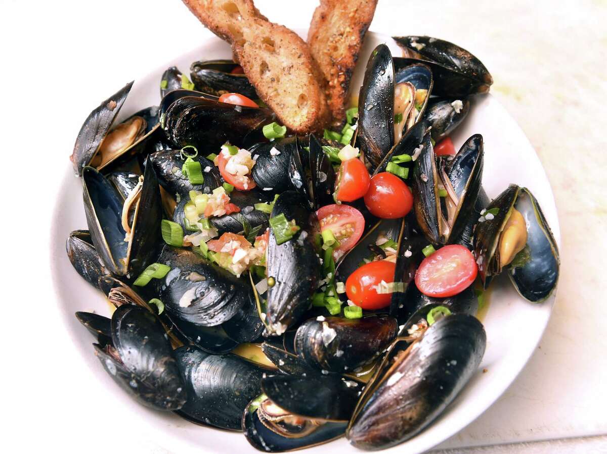 A 'hidden gem of Branford,' Rosso Vino has thrived since COVID