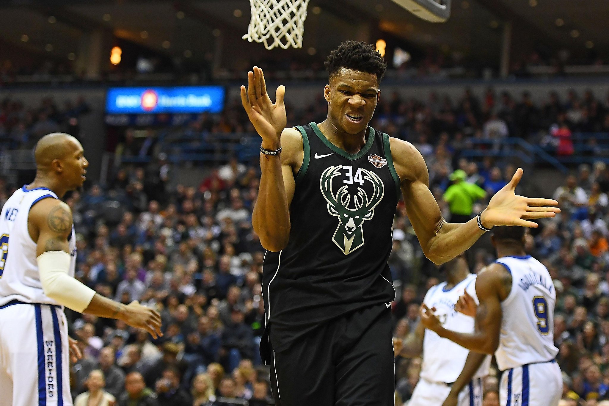 What Giannis Antetokounmpo re-signing with the Bucks means for the Warriors - San Francisco Chronicle