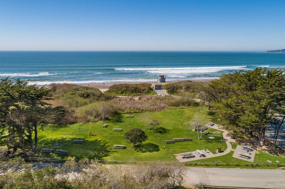 15M 'secret compound' in Stinson Beach has history and celebrity