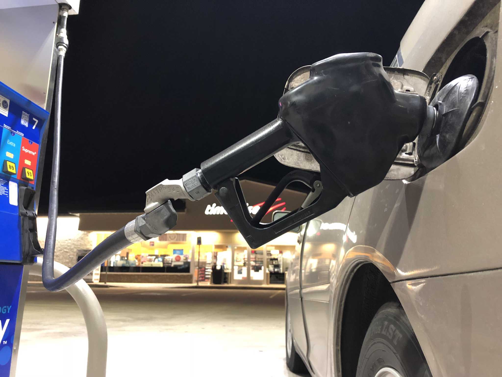 Fuel costs holding steady after uptick in oil prices - mySanAntonio.com